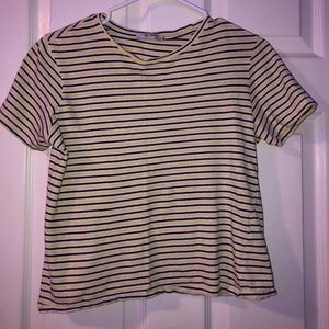 Blue and yellow stripped short sleeve tee.